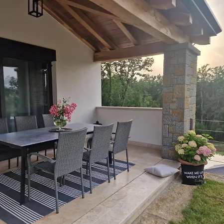 Apartment Rokvilla