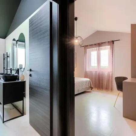Rokvilla Apartment
