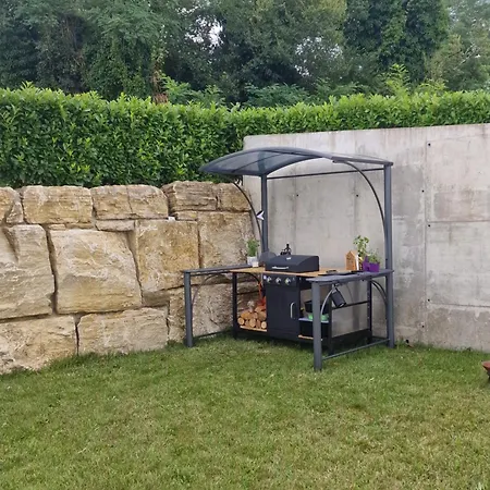 Apartman Rokvilla *