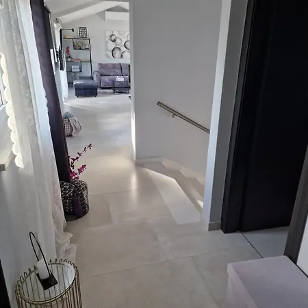 Rokvilla Апартаменты Мотовун